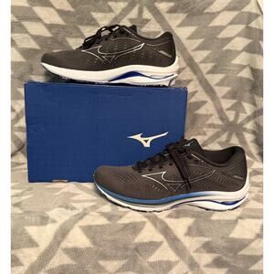 Mizuno Wave Rider 25